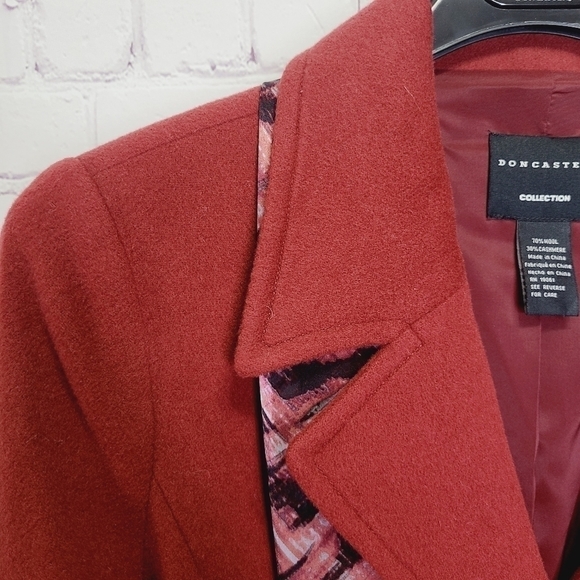 Doncaster Cashmere Jacket - Picture 4 of 11